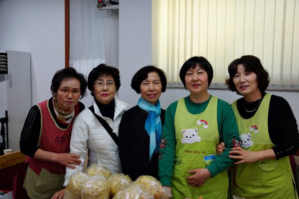 사랑의-바자회-11