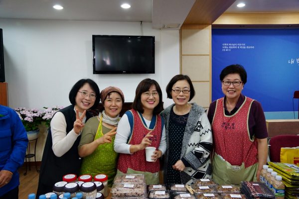 사랑의-바자회-18