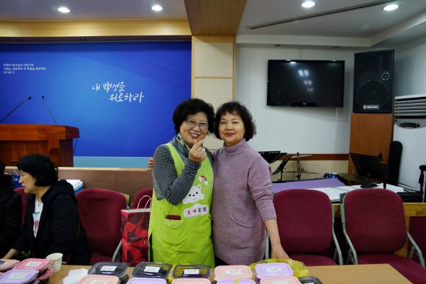 사랑의-바자회-19