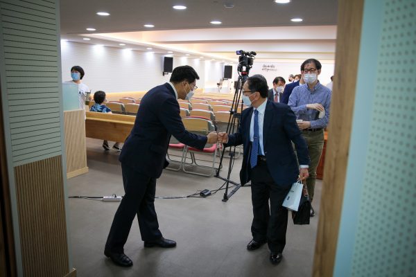 200607_예배스틸컷-28