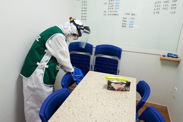 201129_교회전체방역_08