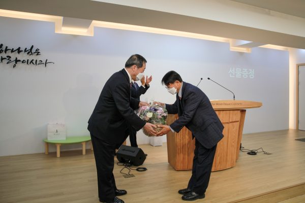 201129_은퇴감사예배_06