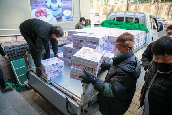 201221_사랑의 성탄선물 나눔_09