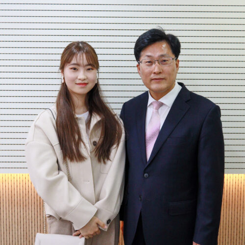 박사랑 청년