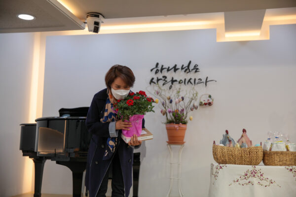 210404_새가족 교육 수료_06