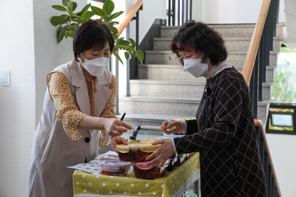 210509_가족연합예배 반찬나눔행사_01