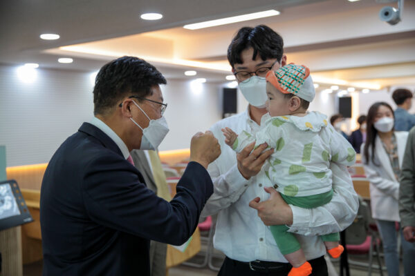 210509_가족연합예배_40