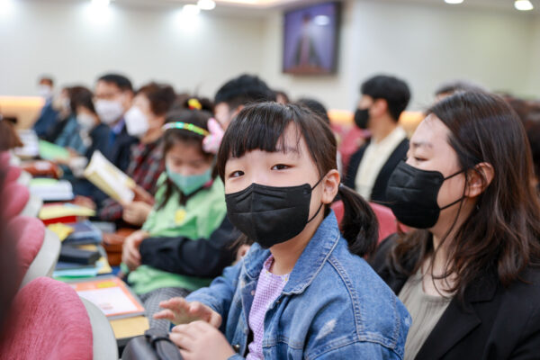 220508_가족연합예배_19