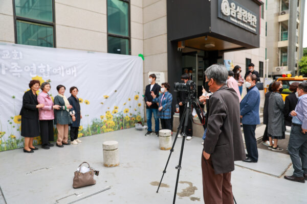 220508_가족연합예배_32