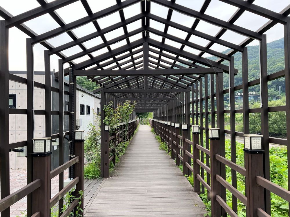 할례받지 못한 귀(렘 6:10)